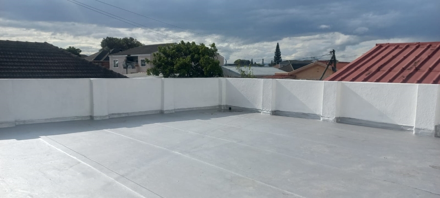 To Let 3 Bedroom Property for Rent in Surrey Estate Western Cape